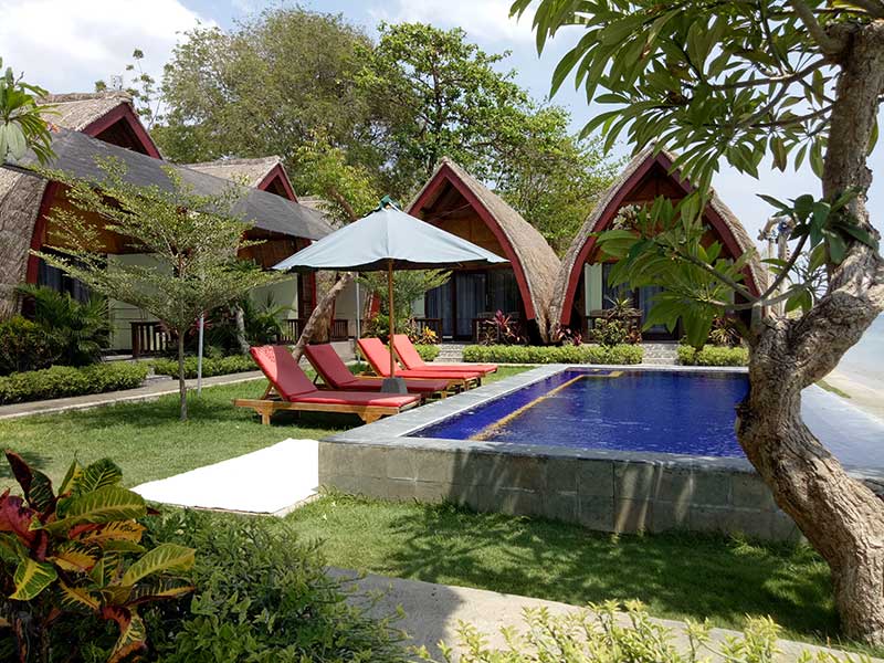 sekotong-krisna-bungalows-drone-3